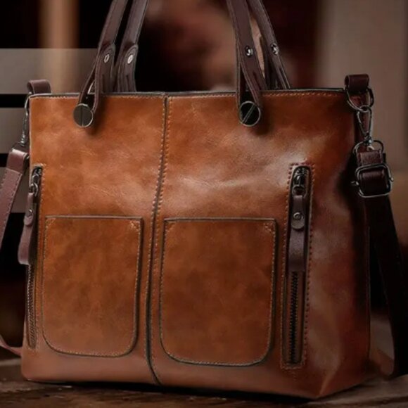 Ilse’s Timeless Elegance | Shoulder Bag - $100 - Picture 2 of 4